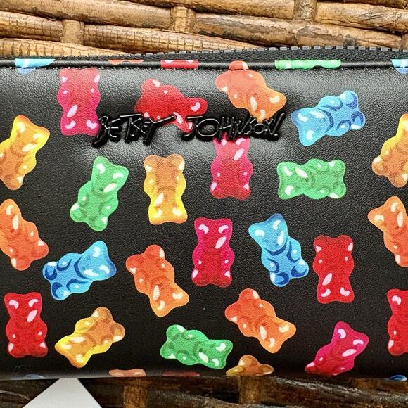 NWT BETSEY JOHNSON BLK Faux LTR Rainbow Gummy Bear Zip Wallet Wristlet XOKARA - Picture 12 of 13